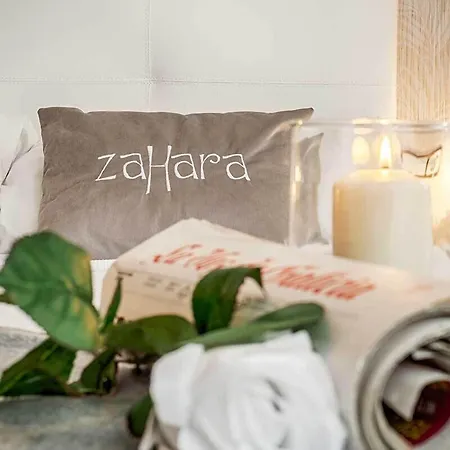 Zahara Pensión 3*