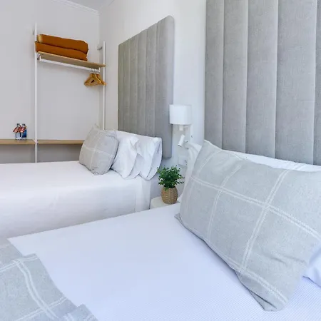 Pensión Zahara Ferrol