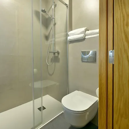 Pensión Zahara 3*