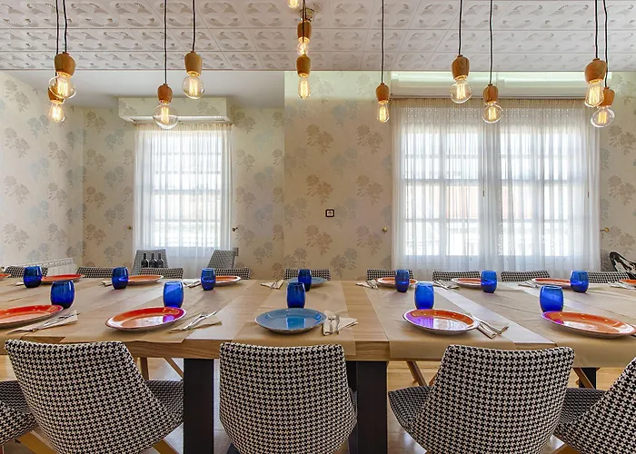 Πανσιόν Zahara Φερόλ